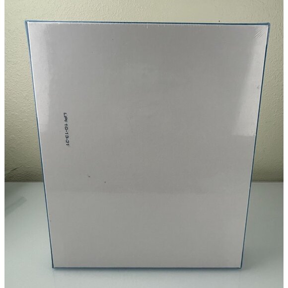 Doug the Pug "Pugs & Kisses" 1000 pc Jigsaw Puzzle Willow Creek Dogs Fun Humor - Picture 9 of 13